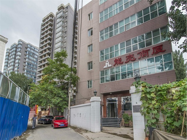 普陀区夹持提升输送机厂家供应